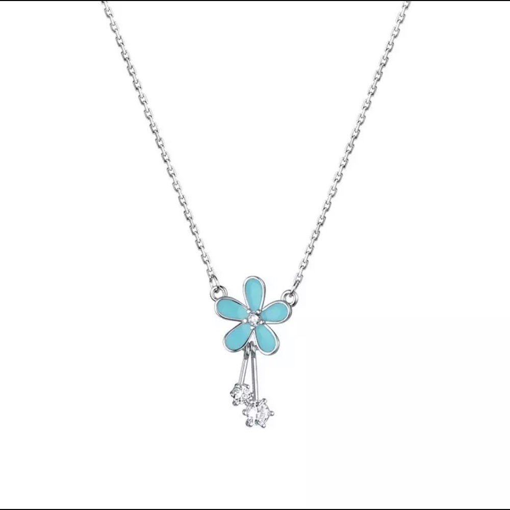 Baby Blue Daisy Silver Collar Necklace
